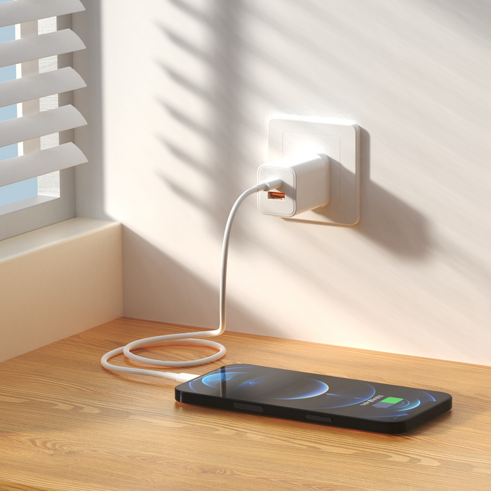 Titan 35W Ultra Fast Charger w USB-C and USB-A - image 2