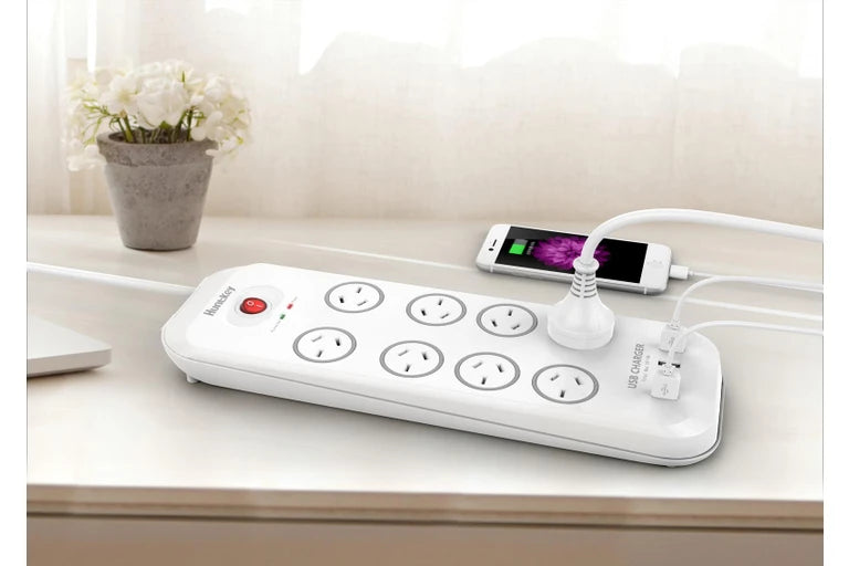 Huntkey 8 Outlet Surge Protected Powerboard with 4 USB Charging Ports Output:5V, 4A - image 6