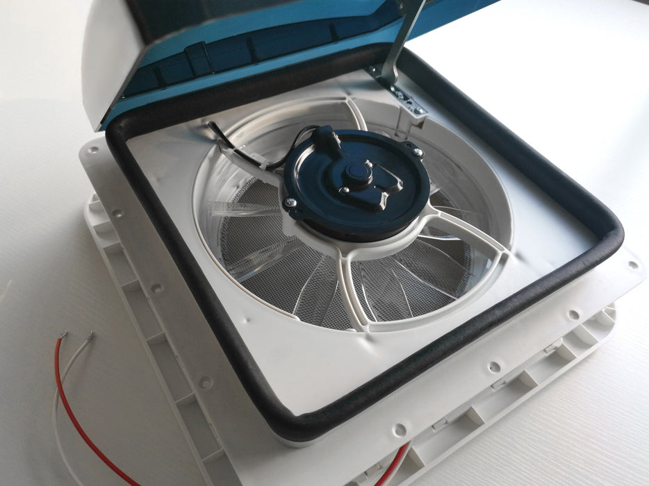 Caravan Roof Vent Fan with Light