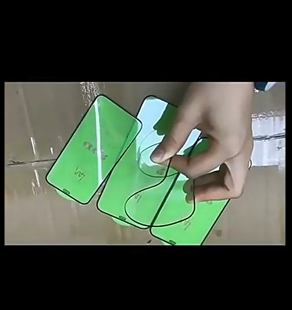 iPhone 15 Glass Screen Protector